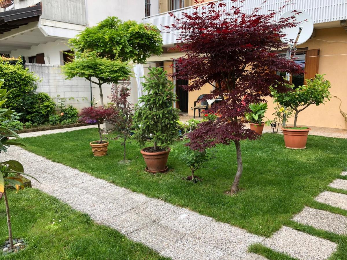 Bed and Breakfast Sensory Garden Сан-Даниэле-дель-Фриули Экстерьер фото